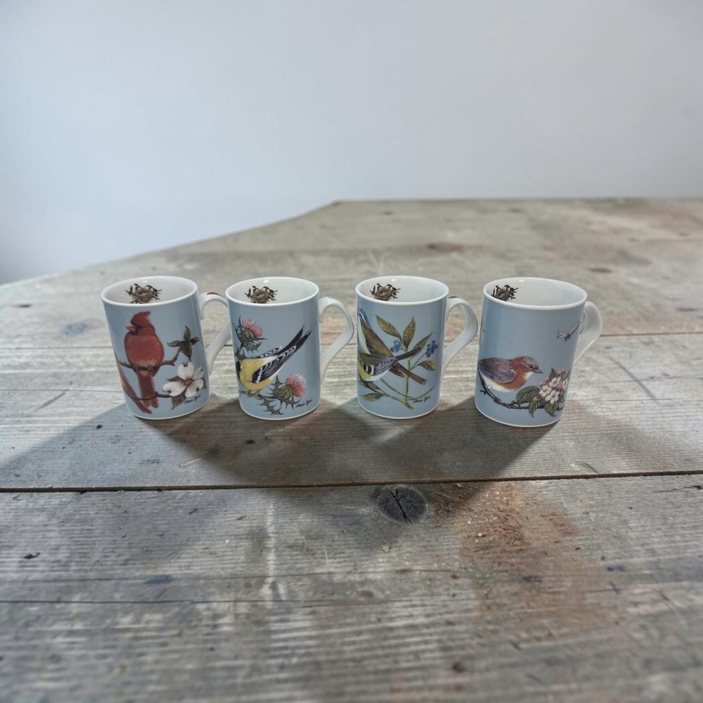 Garden Birds Fine Porcelain Mug Set of 4 Maria Ryan Inhesion Cardinal Finch